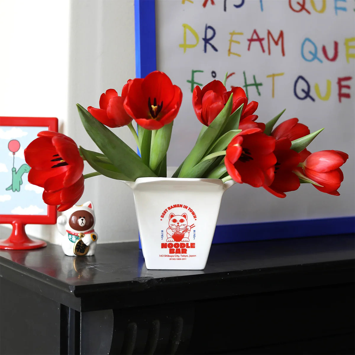 Vase Ramen Plant Pot with red flowers