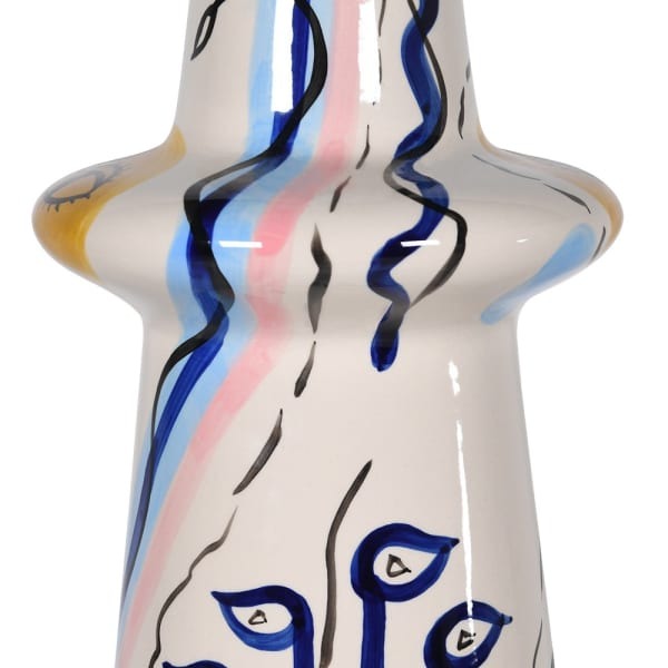 CLOSE UP OF THE TALL HANDPAINTED MALAGA CERAMIC VASE