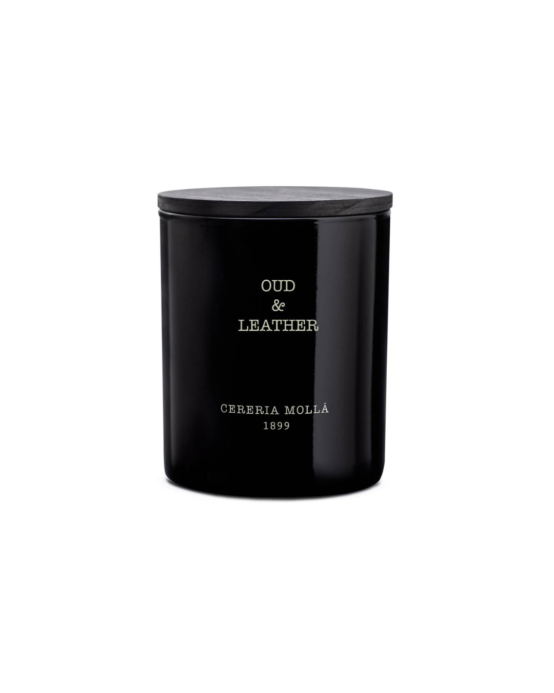 Oud & Leather scented candle – luxury home fragrance with cloves, incense, sandalwood, oud, and leather in FSC-certified recyclable packaging