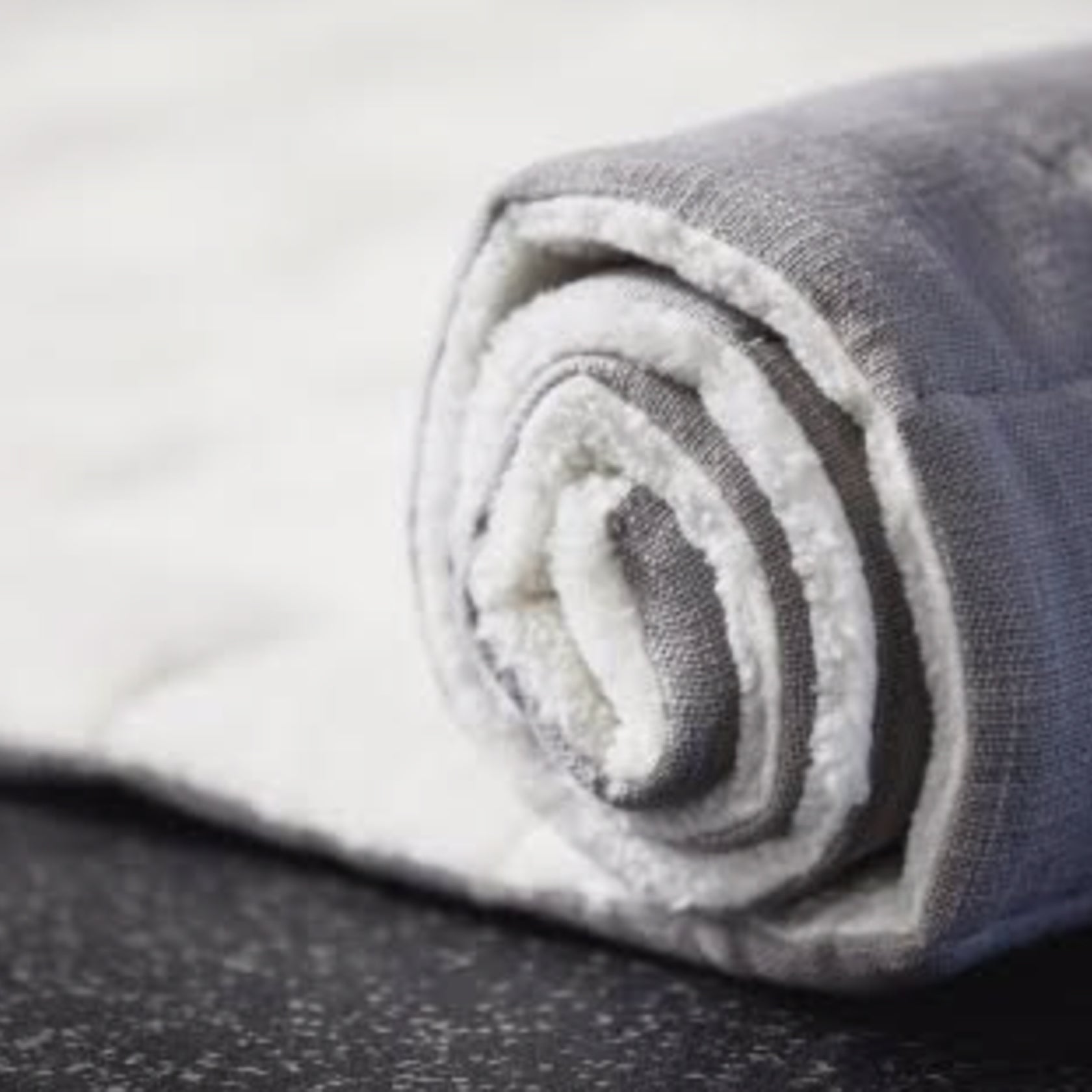 Yoga Mattress With Grey Fur