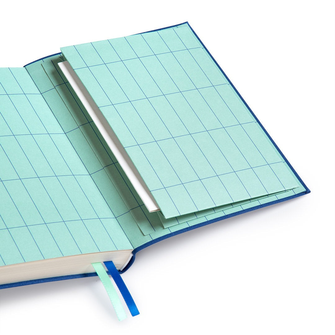 Fabric Daily Planner B6 in Orange – open page showing the pokcet