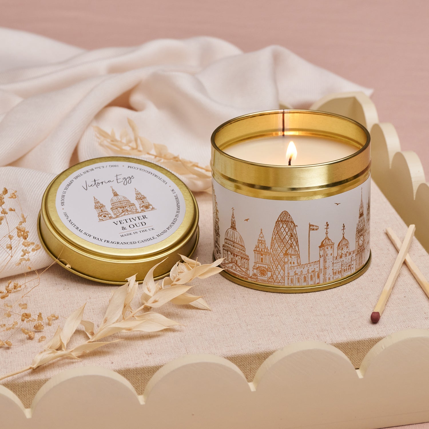 London Rooftops Candle - Vetiver &amp; Oud
