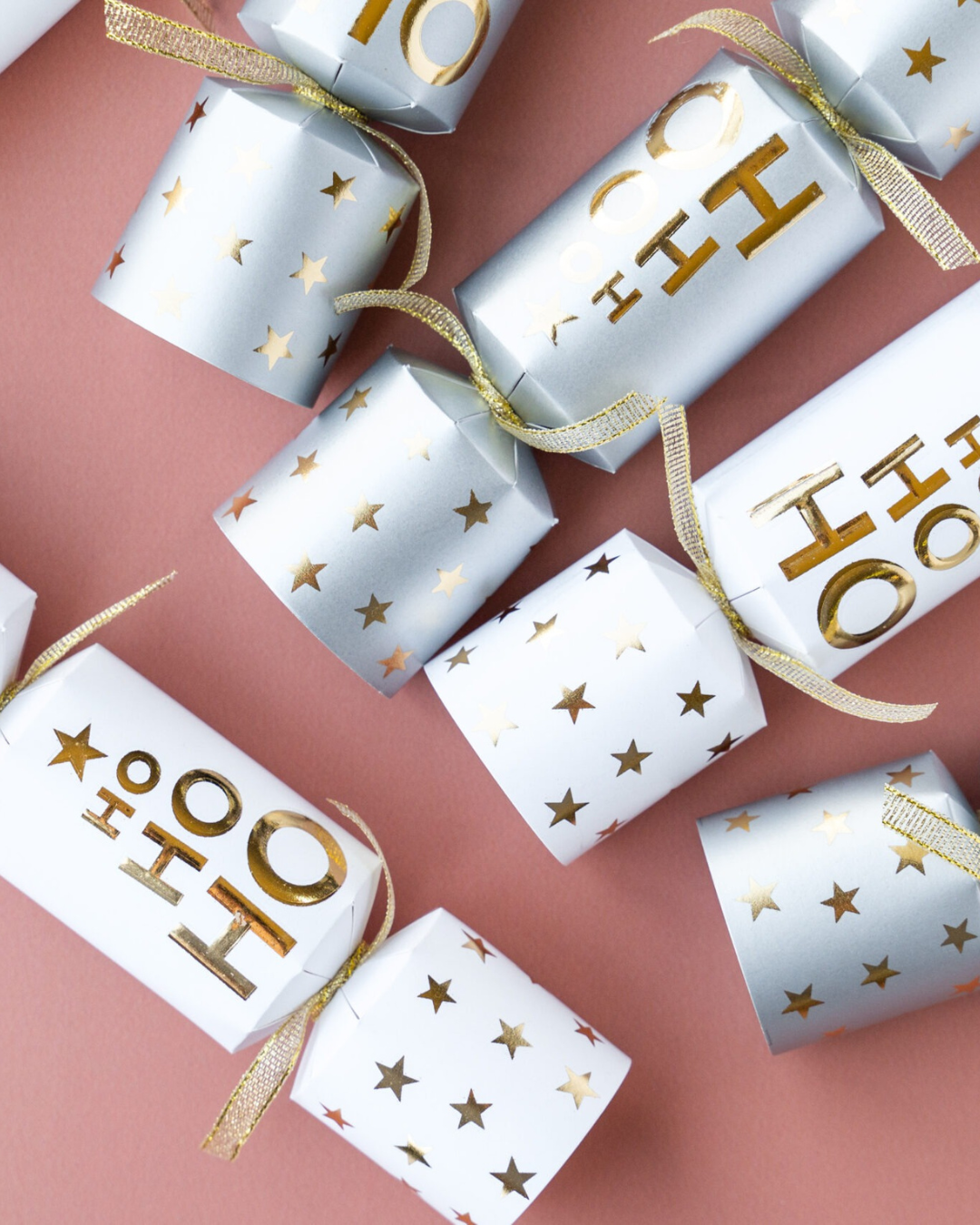 oh OH Christmas Crackers with gold &