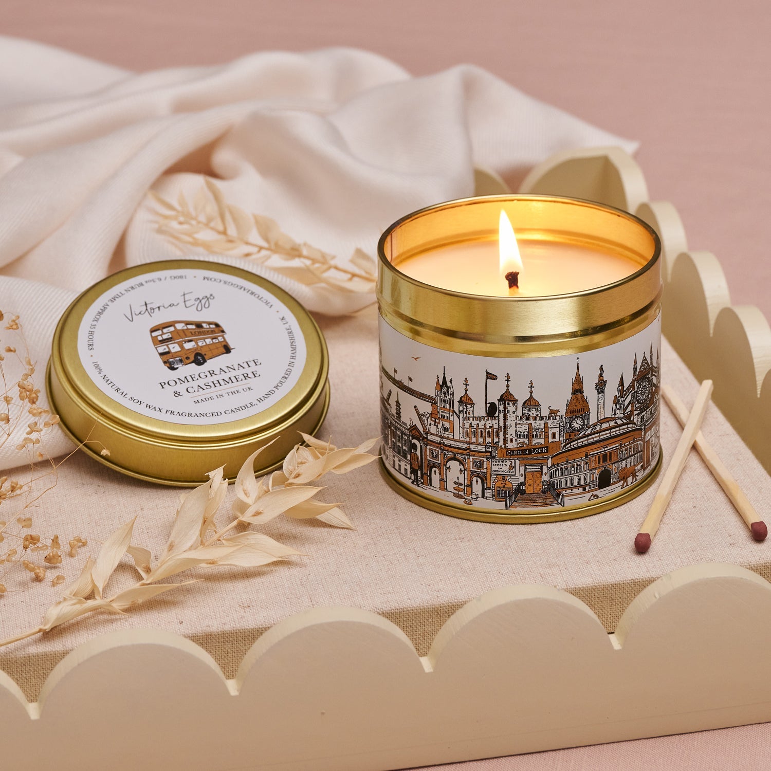 Quintessentially London Candle - Pomegranate &amp; Cashmere